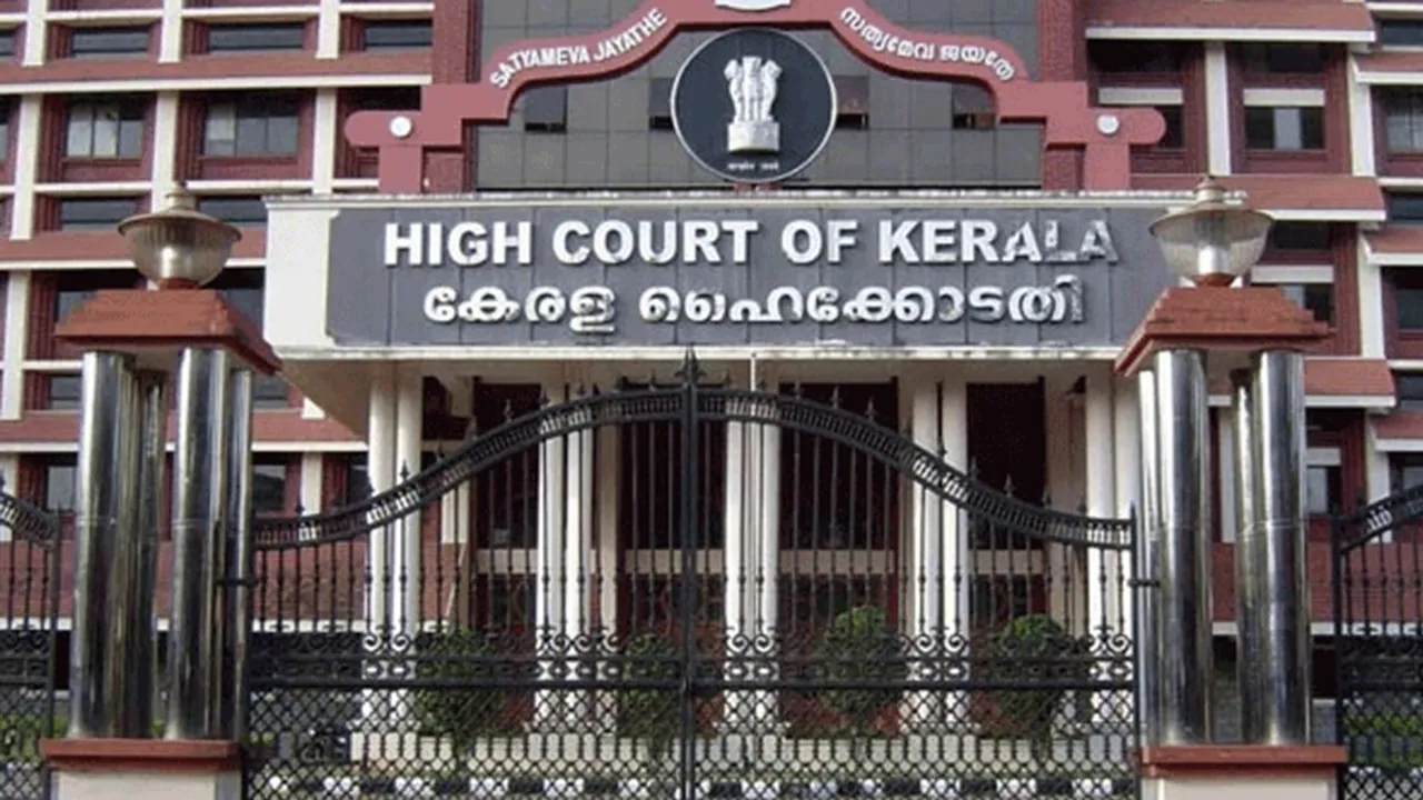 Amid habeas corpus plea, man attempts suicide on Kerala High Court premises