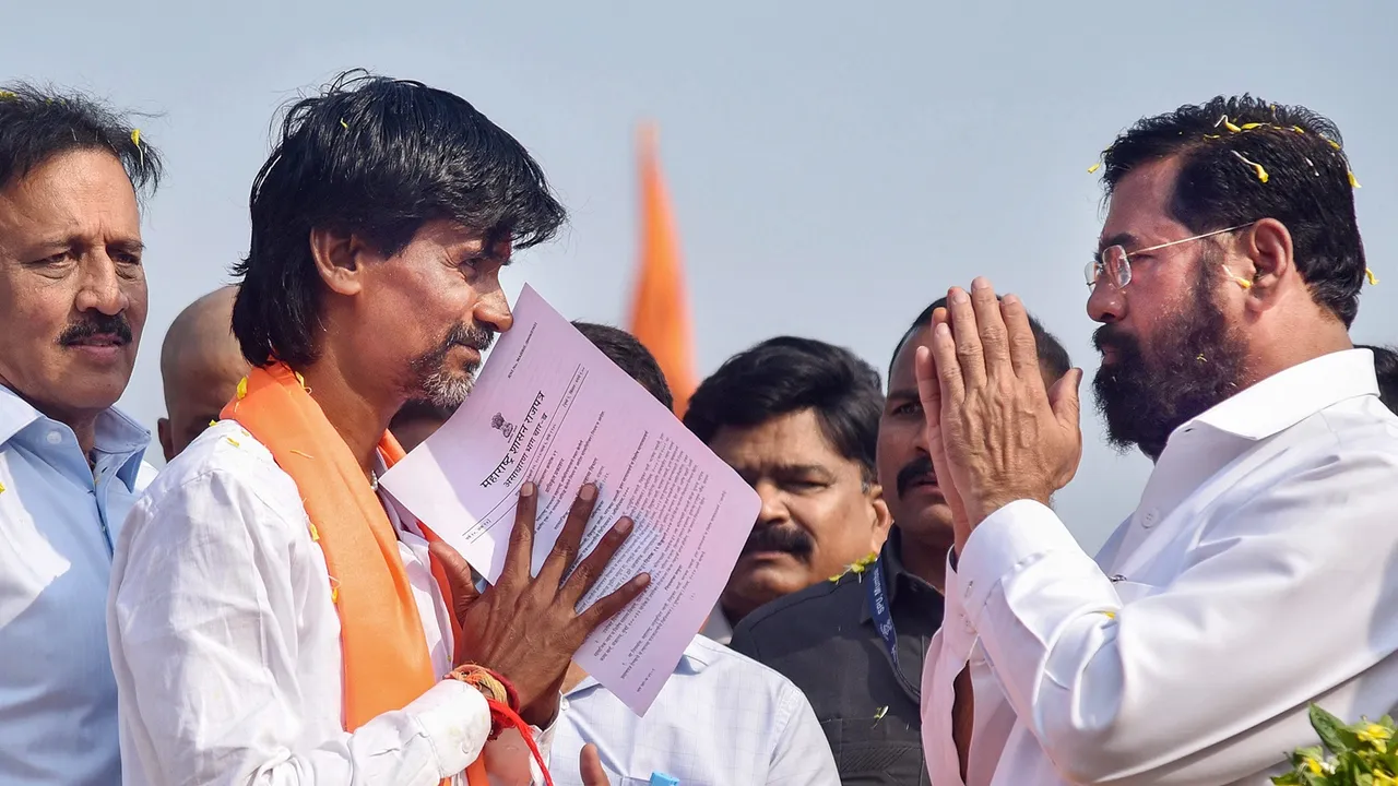 Maharashtra Chief Minister Eknath Shinde with Maratha reservation activist Manoj Jarange Patil at the protest venue