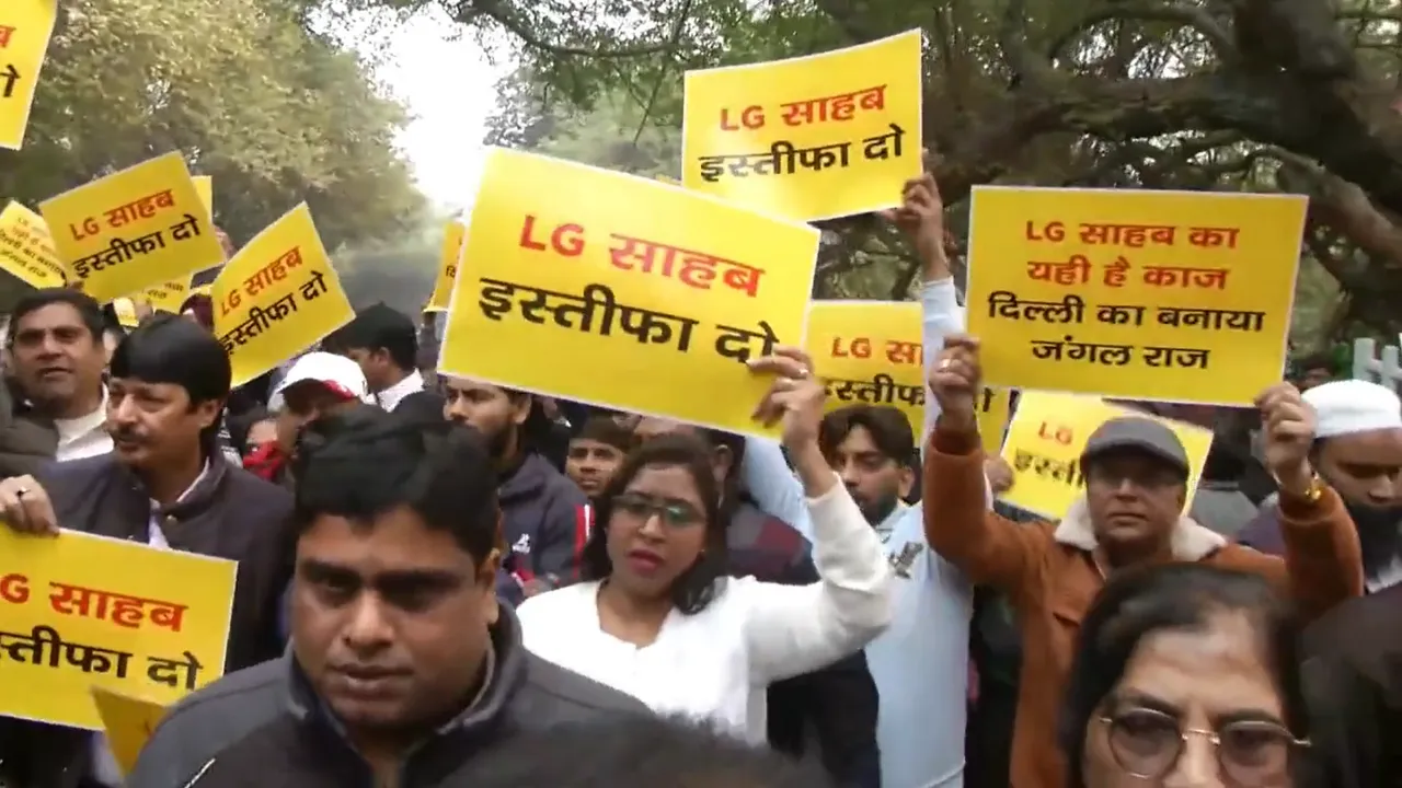 AAP pickets LG house on Sultanpuri woman's death, accuses BJP of 'shielding member'