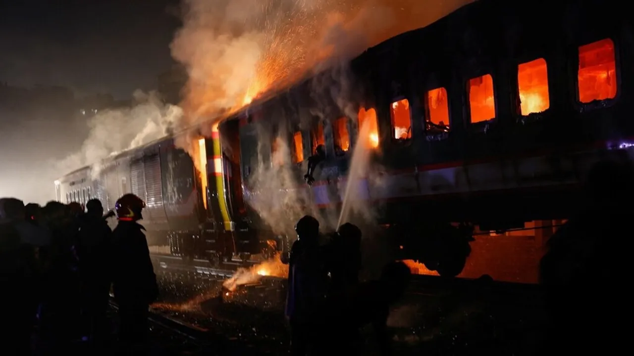 Bangladesh train set on fire