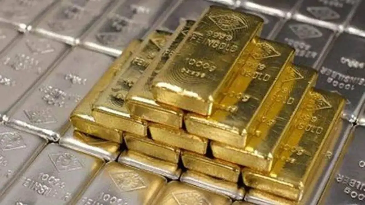 Gold tumbles Rs 350; silver plummets Rs 1,000