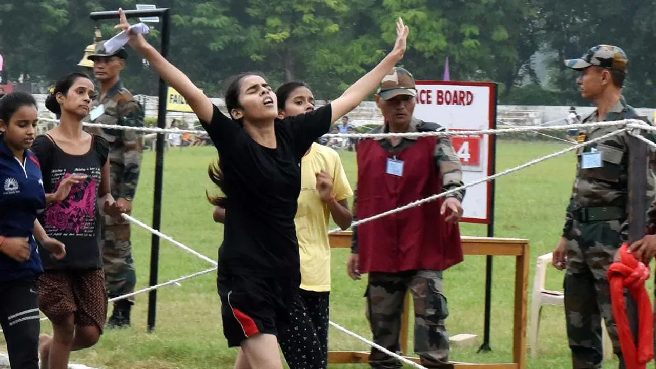 Women Indian Army Rally Agnipath