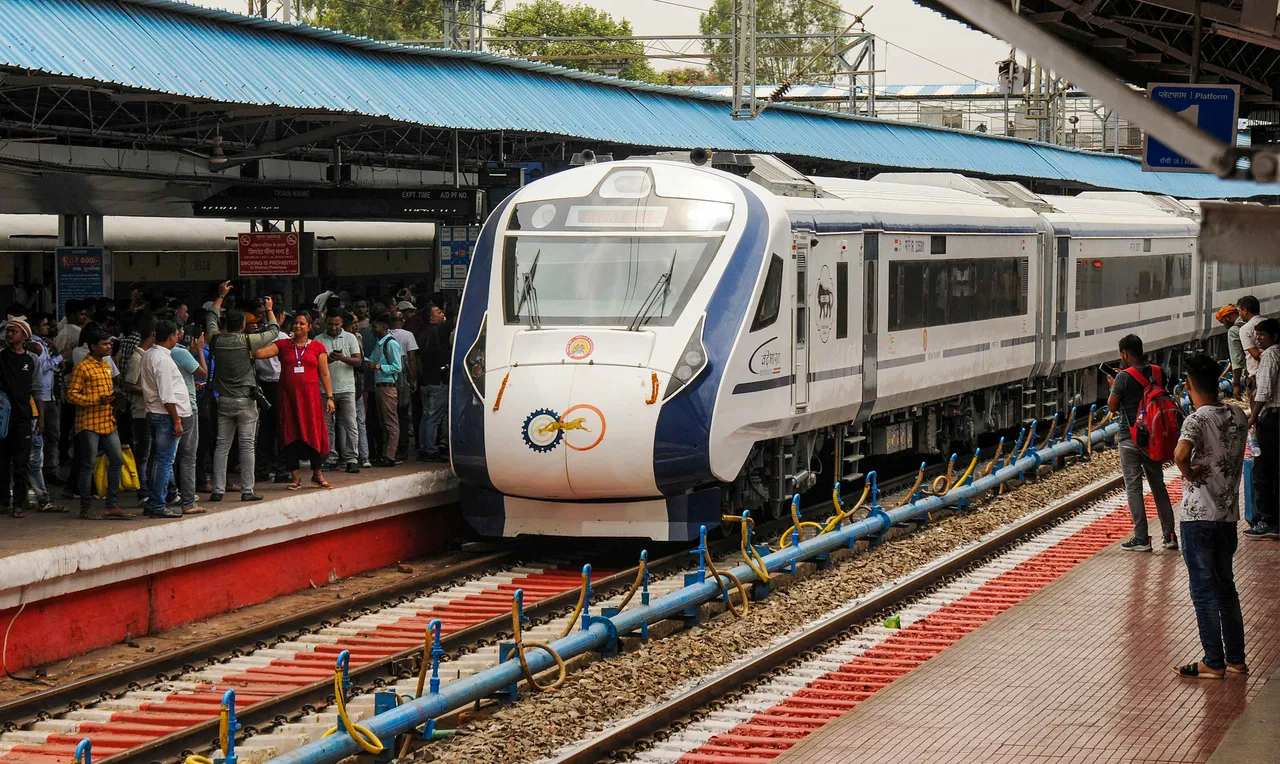 Patna-Ranchi Vande Bharat Express train arrives at the Ranchi Railway Station during its trial run