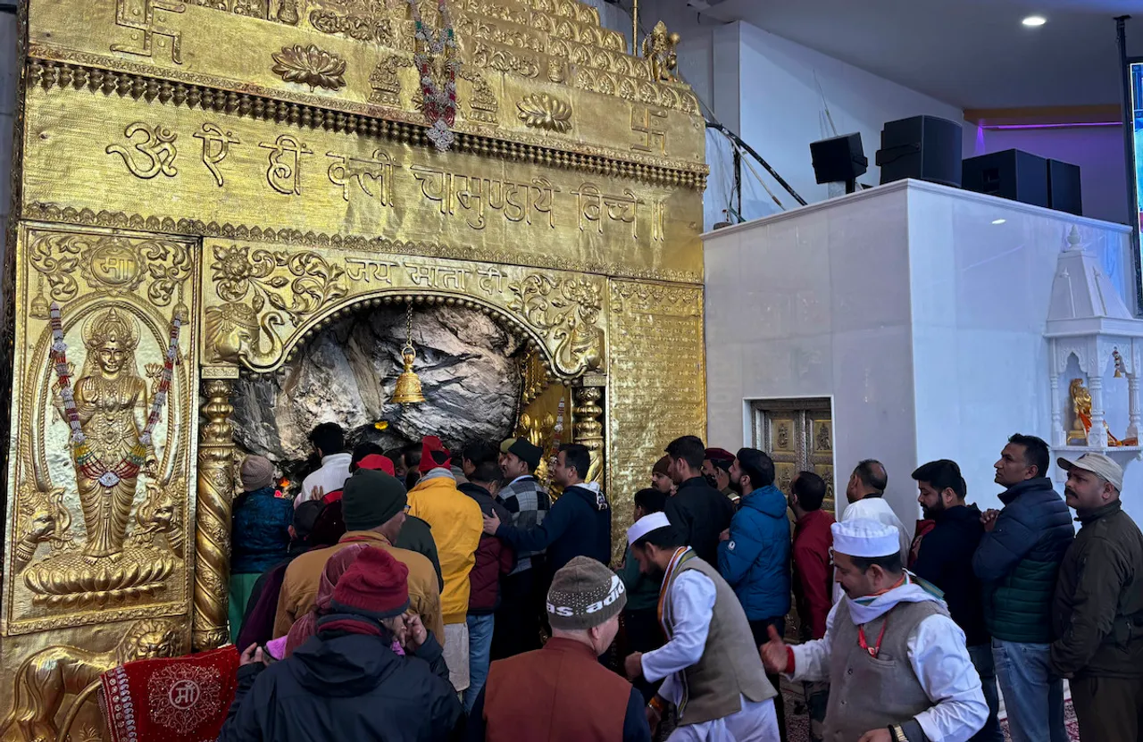 Old cave of Vaishno Devi shrine reopened for pilgrims