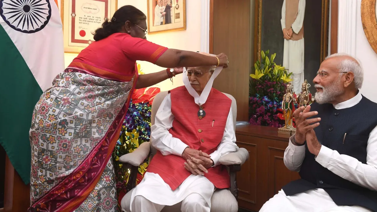President Murmu confers Bharat Ratna on L K Advani