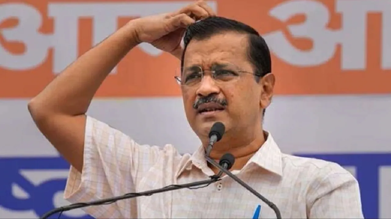 Is the Congress repeating a fatal mistake by backing Kejriwal?