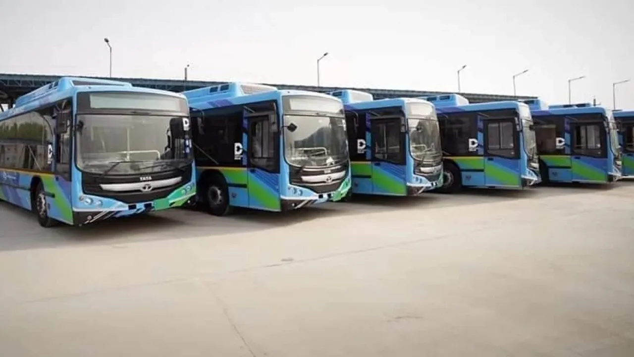 Delhi govt launches 350 e-buses, fleet touches 1650