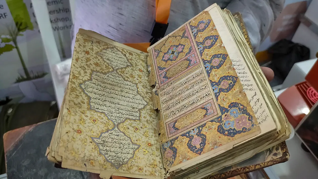 Gold ink Quran, ancient manuscripts preserved by RSS-inspired body