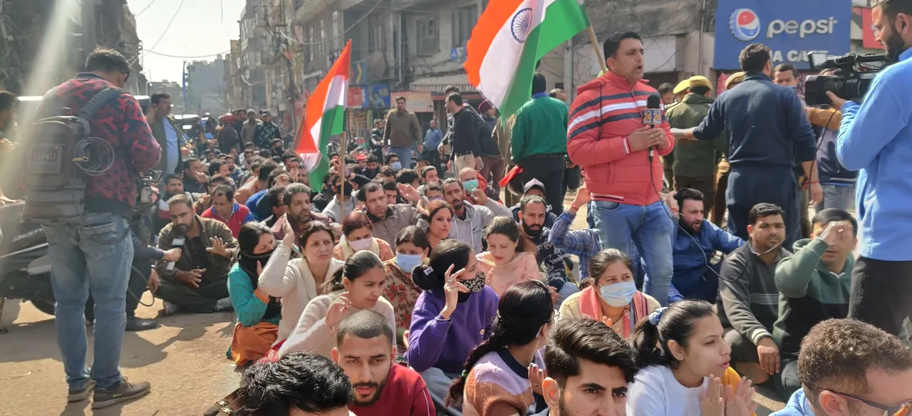 Scores of protesting Kashmiri Pandit employees detained in Jammu