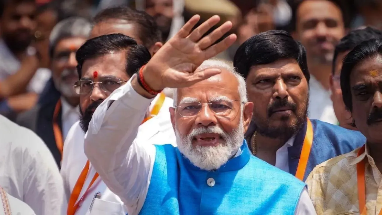 BJP says PM Modi works for everyone, Congress alleges 'Hindu-Muslim' politics his only agenda