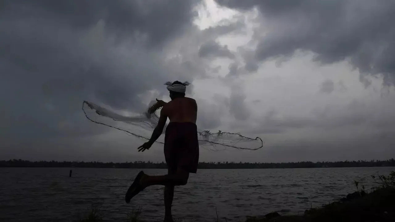 Southwest monsoon advances into south Bengal