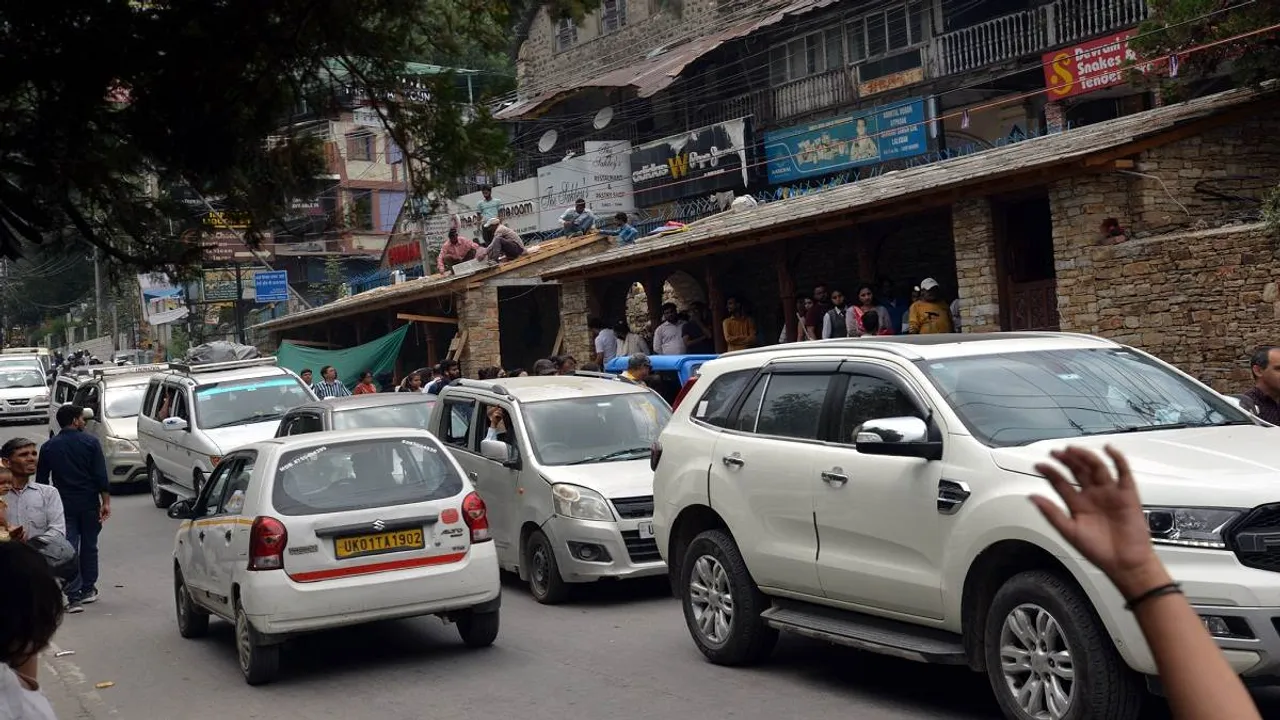 High court suggests immediate measures to reduce traffic jam in Nainital