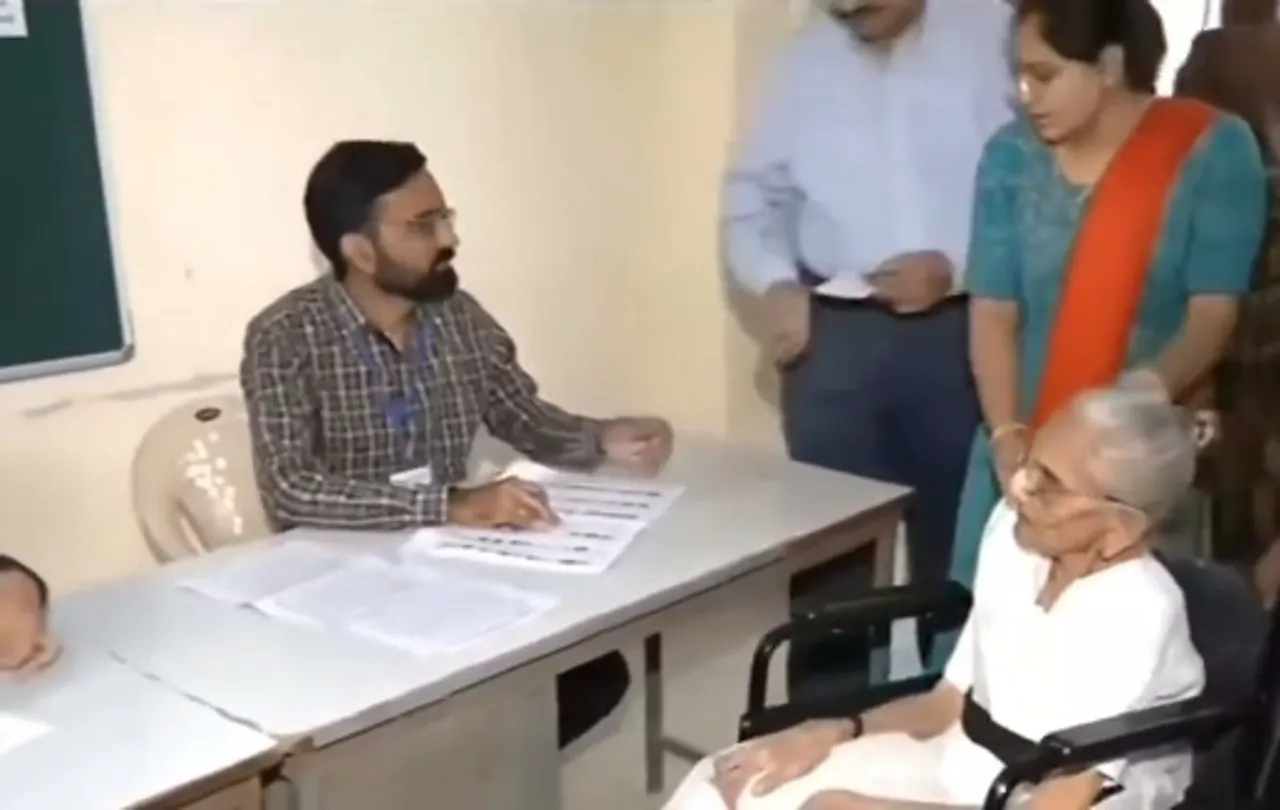Gujarat Narendra Modi Mother Voting Election