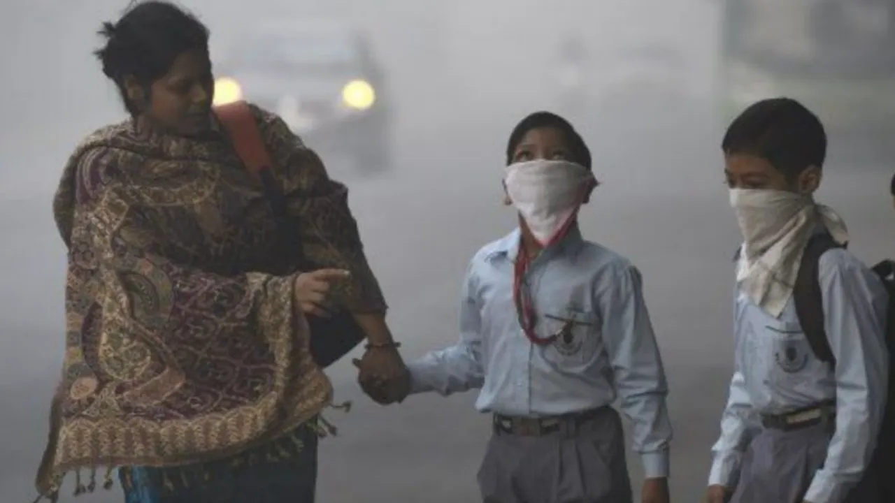 Delhi schools shut pollution