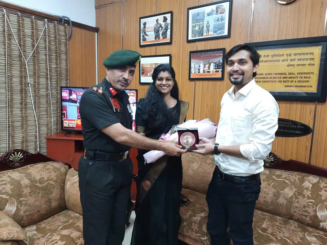 Couple invites Indian Army to wedding; felicitated at military station