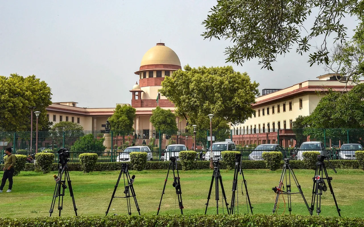 Exclusion of SCs, STs and OBCs from EWS reservation violates right to equal opportunity: SC