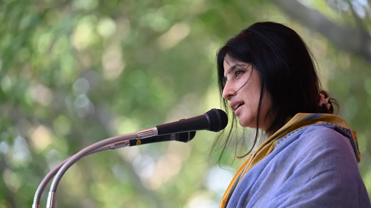 India will go back 15 years if BJP wins LS polls: Dimple Yadav