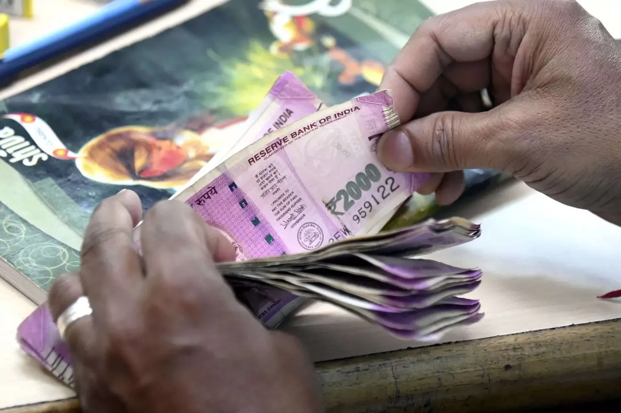 No form or identity proof required for exchanges of Rs 2,000 notes