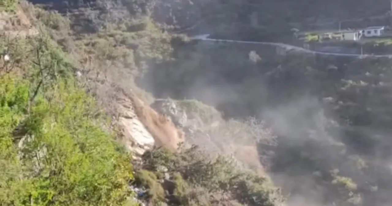 Jammu kashmir highway landslide