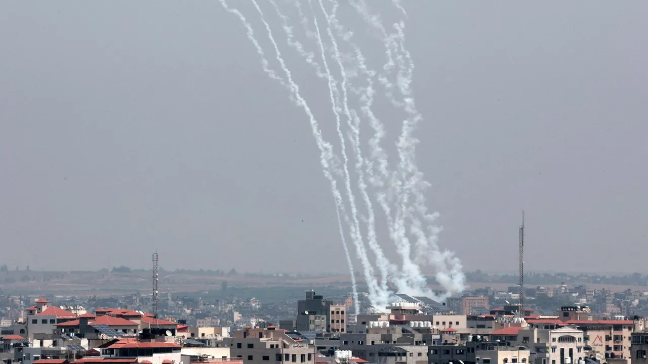Air strike gaza.jpg