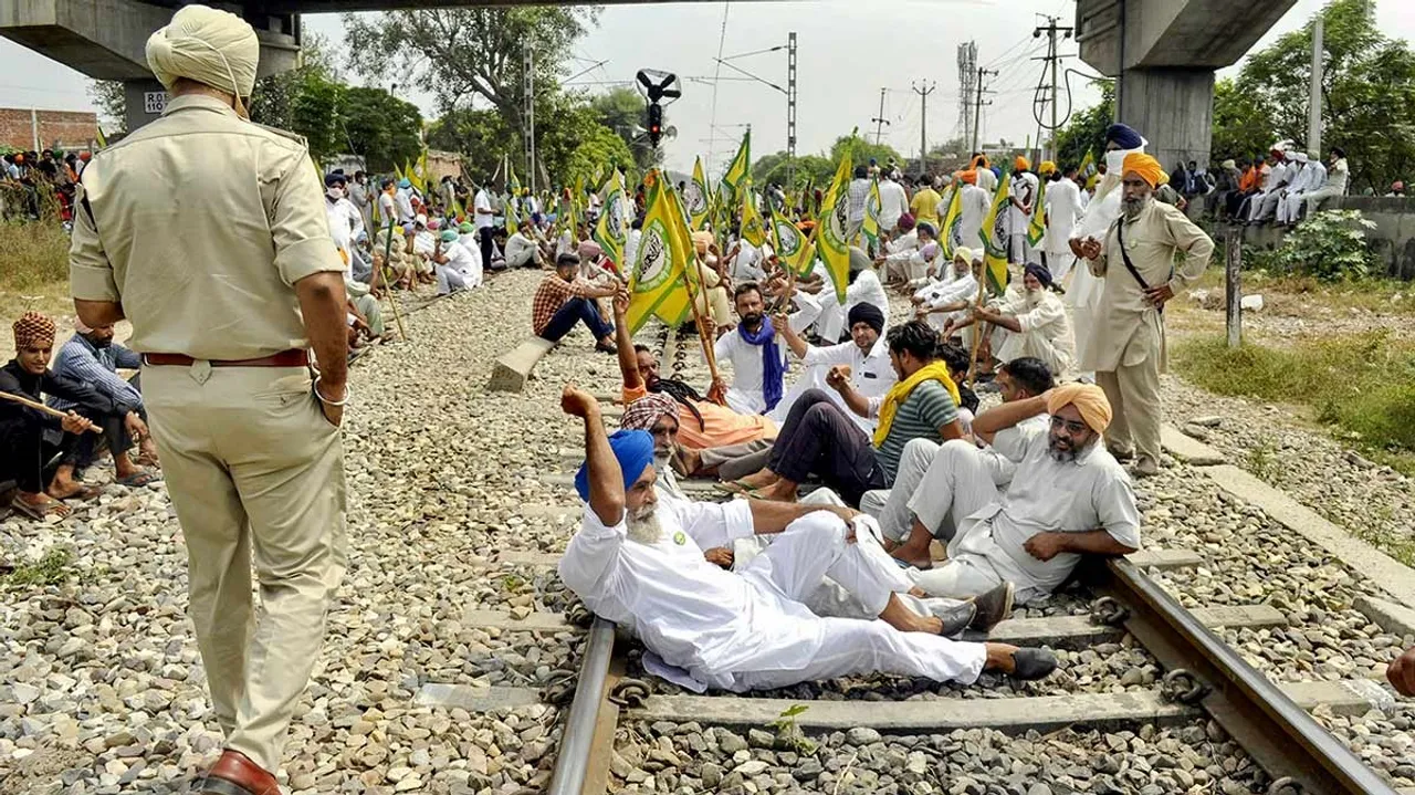 Rail roko protest.jpg