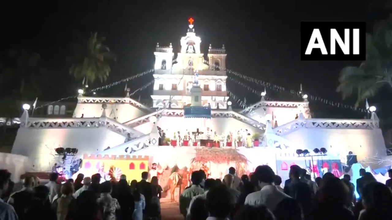 Midnight masses, celebrations on beaches mark Christmas festivities in Goa; CM greets people