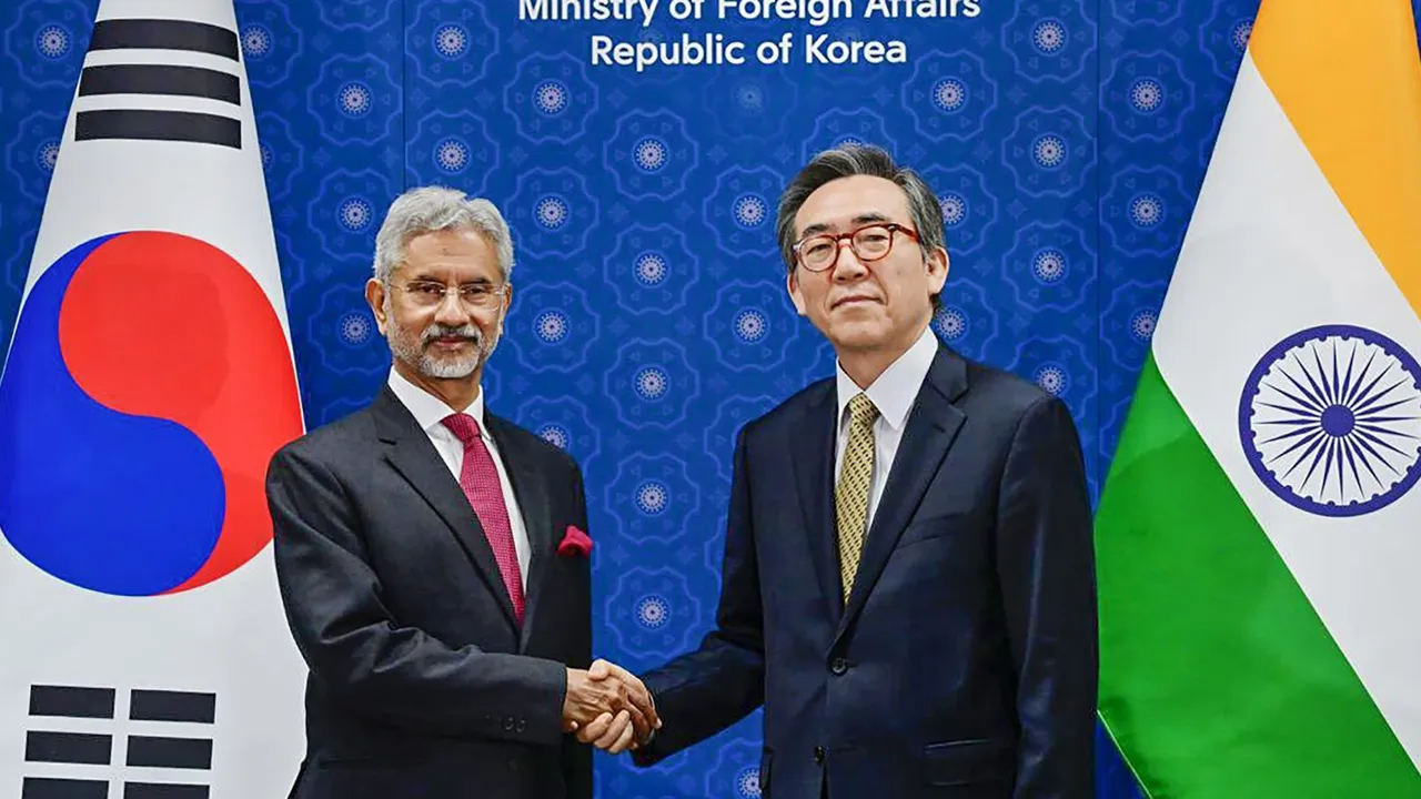External Affairs Minister S. Jaishankar with Minister of Foreign Affairs of South Korea Cho Tae-yul during the 10th India-Korea Joint Commission Meeting, in Seoul