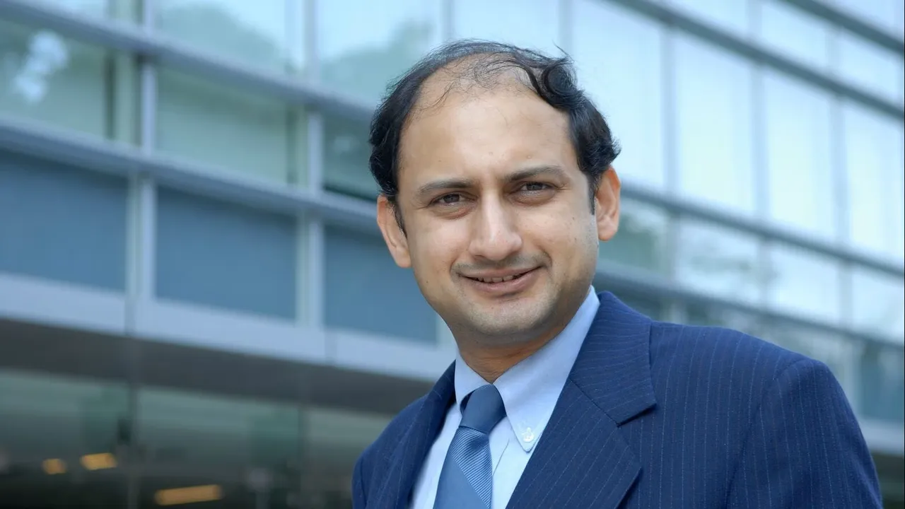 RBI resisted govt push for Rs 3 lakh cr transfer in 2018 ahead of elections: Viral Acharya