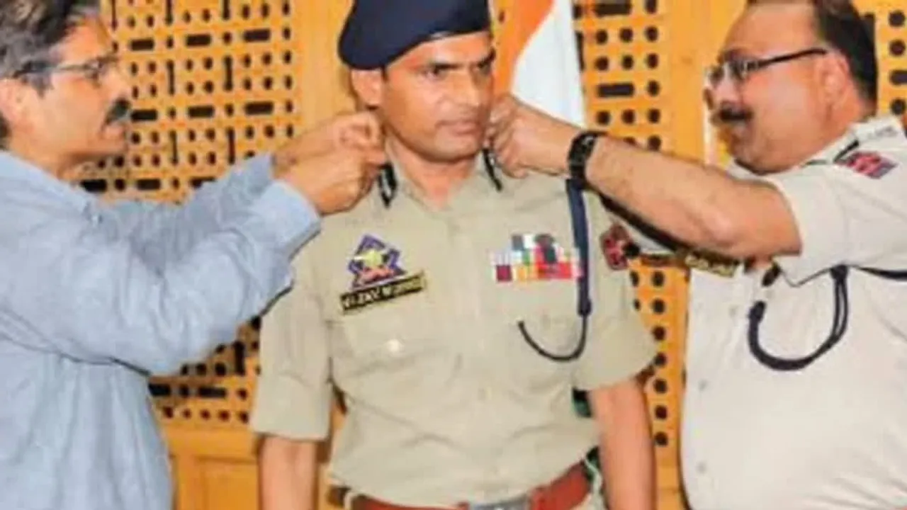 J-K: IPS Vijay Kumar takes over as ADGP-Law and Order