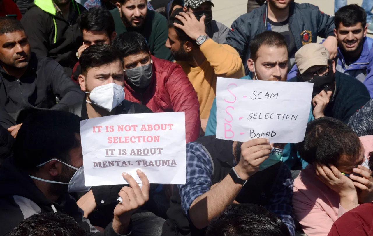 JKSSB aspirants protest Jammu Kashmir