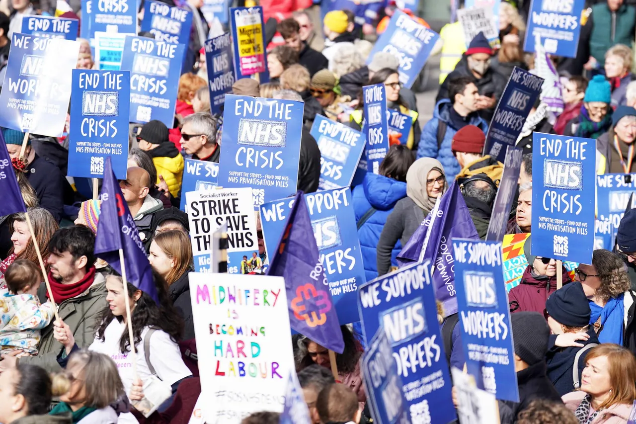 United Kingdom: Tens of thousands of doctors kick off 3-day strike