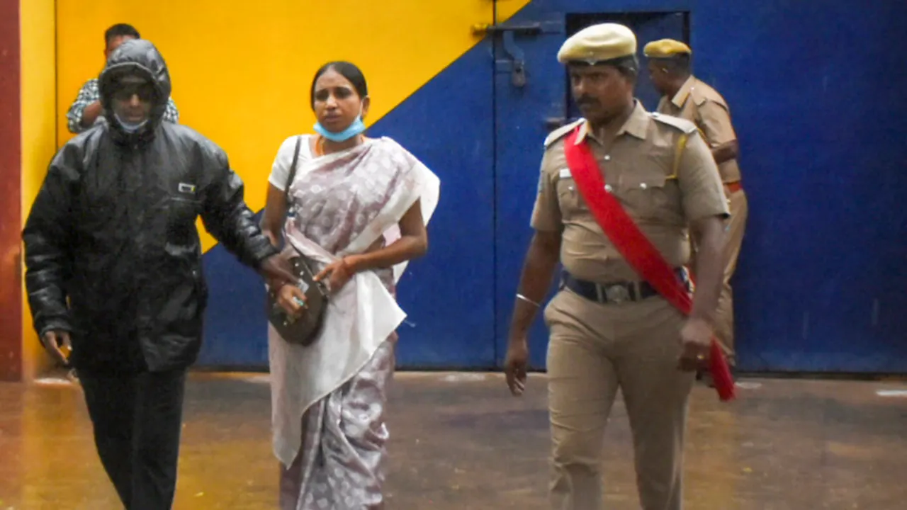 Nalini, 4 other convicts in the Rajiv Gandhi case walk out from jail