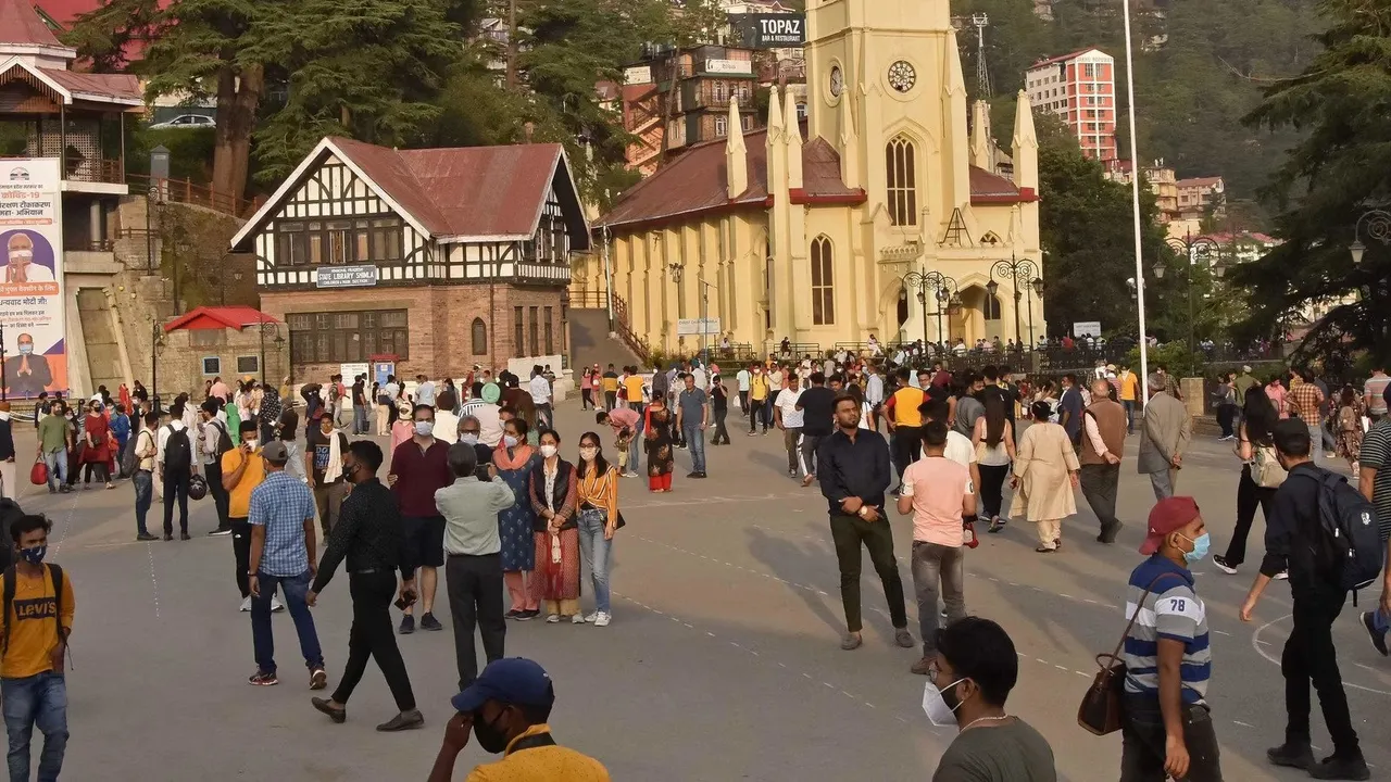 Long weekend spurs hotel occupancy in Shimla to 70%
