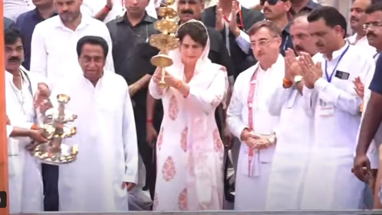 MP: Ahead of Jabalpur rally, Priyanka Gandhi offers prayers to Narmada river