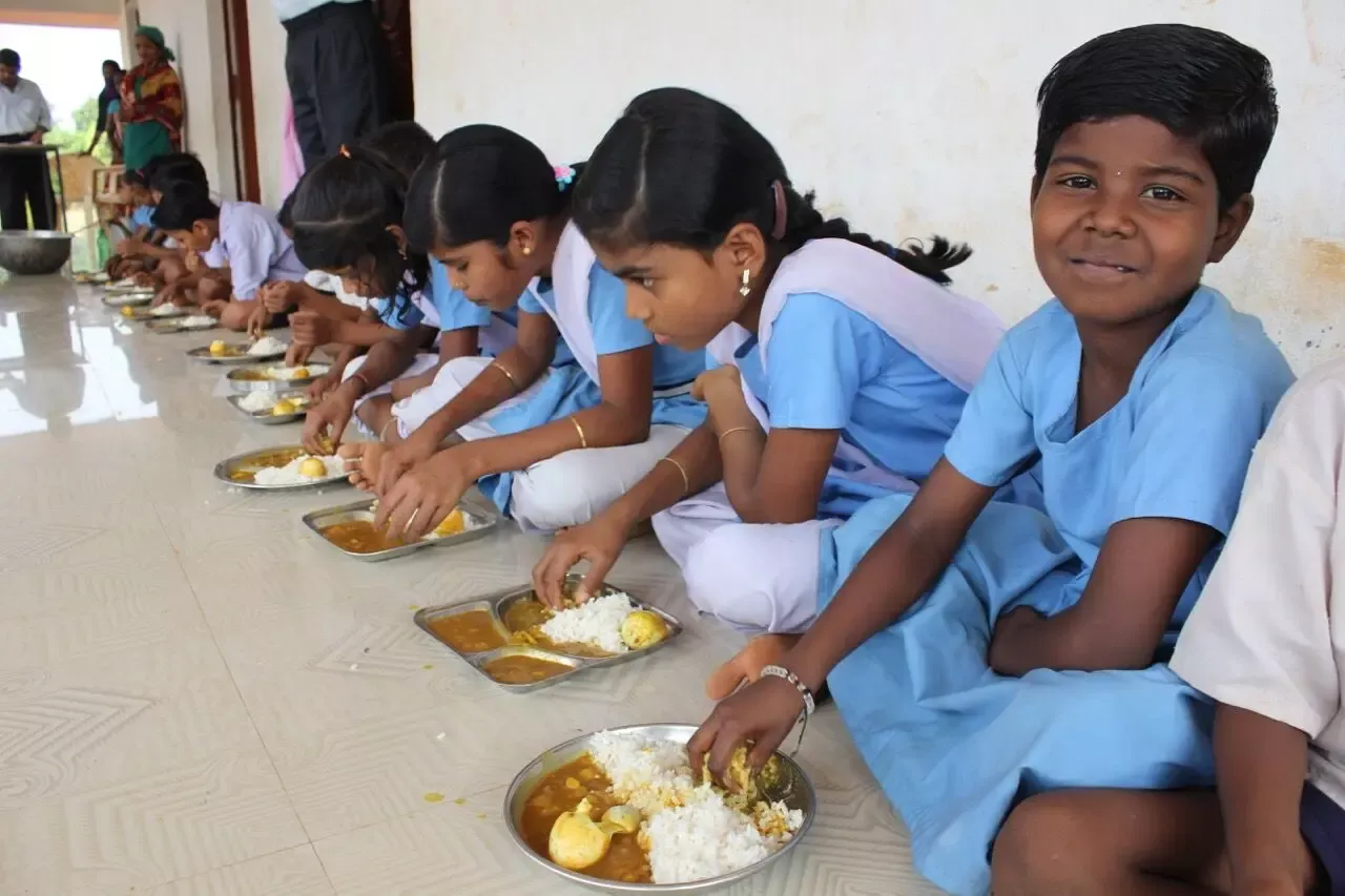 Rajasthan govt sanctions over Rs 860 crore for inclusion of milk in mid-day meals