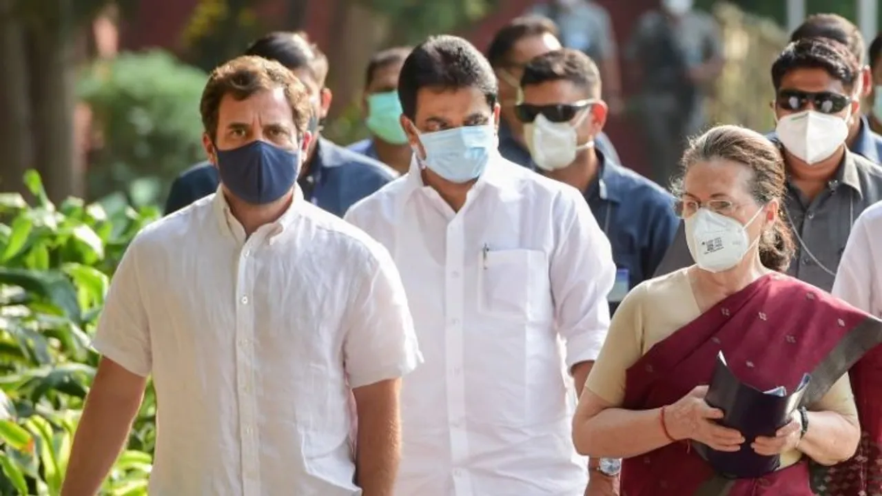 Congress leader Rahul Gandhi and President Sonia Gandhi  at CWC meeting 