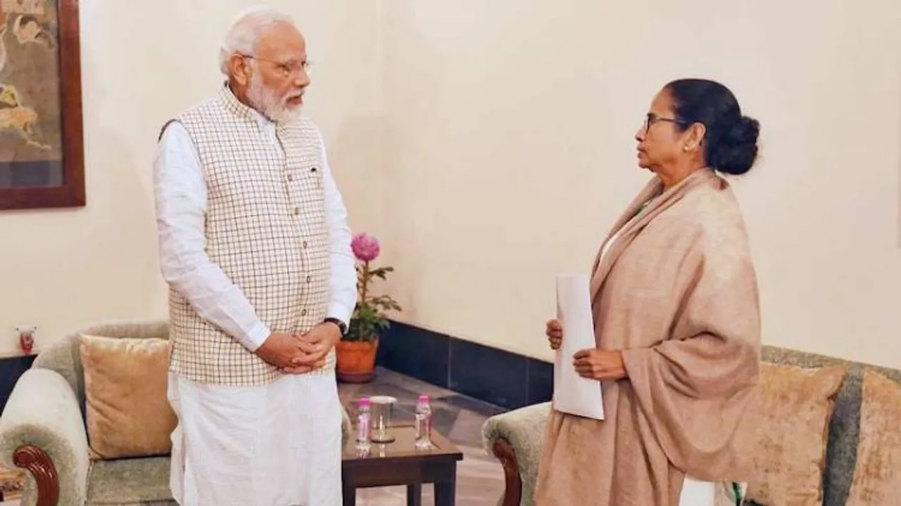 Narendra Modi and Mamata Banerjee (File photo)