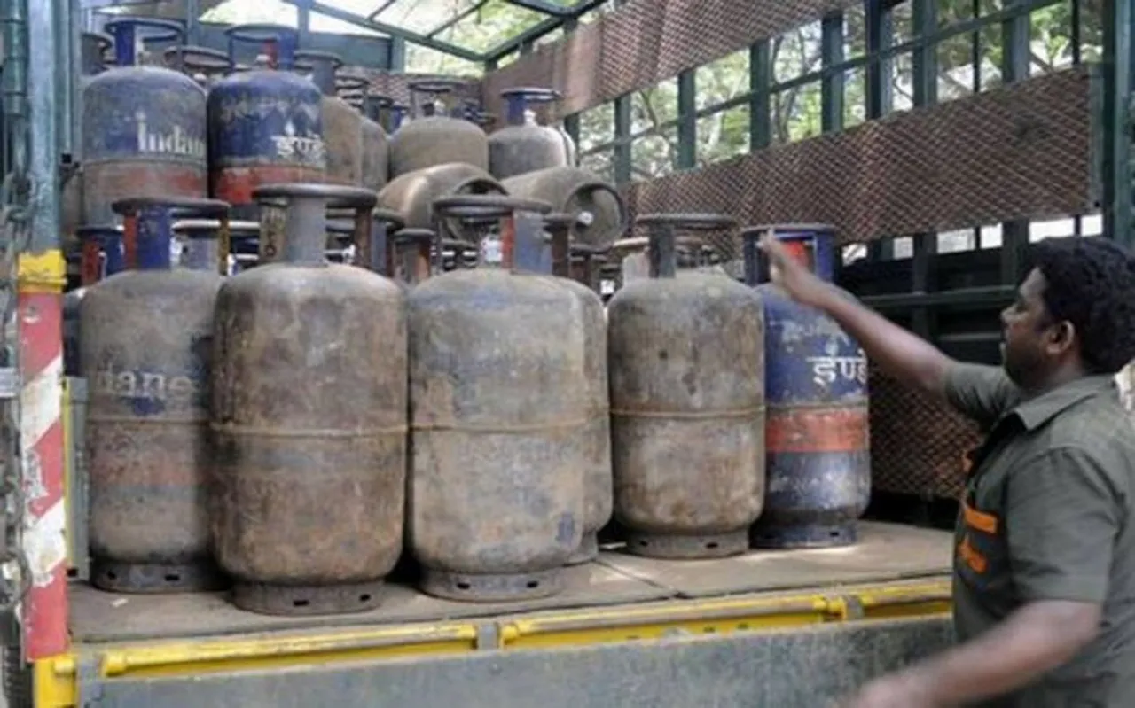 ATF price cut by steep 12 pc; commercial LPG reduced by Rs 36