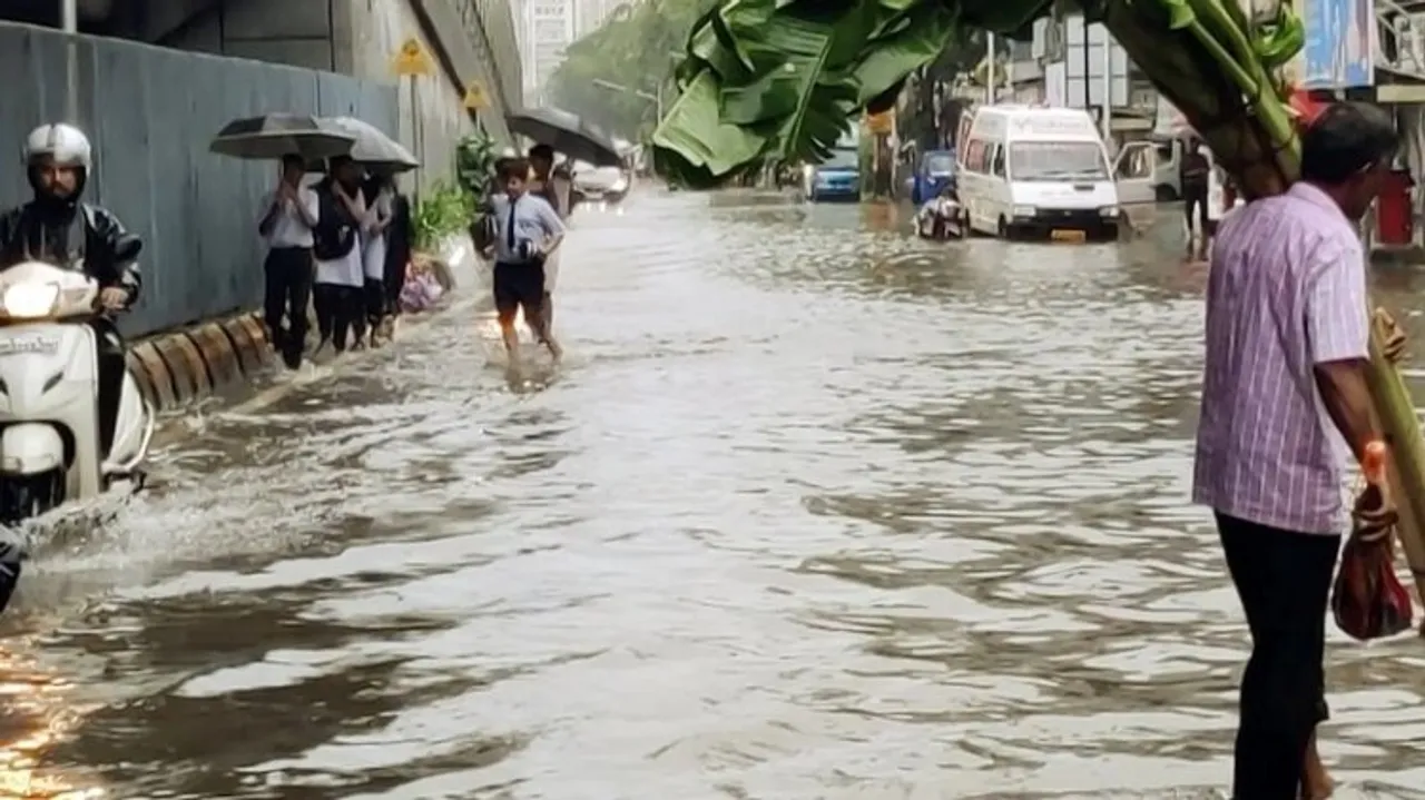 Excessive rainfall in Maharashtra has flooded the state 