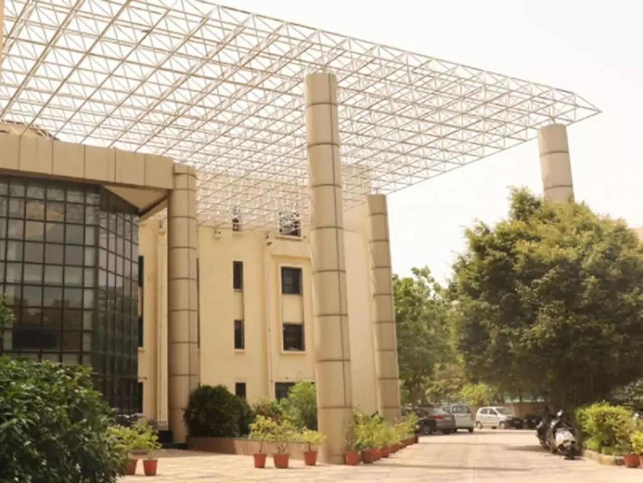 Delhi Skill and Entrepreneurship University