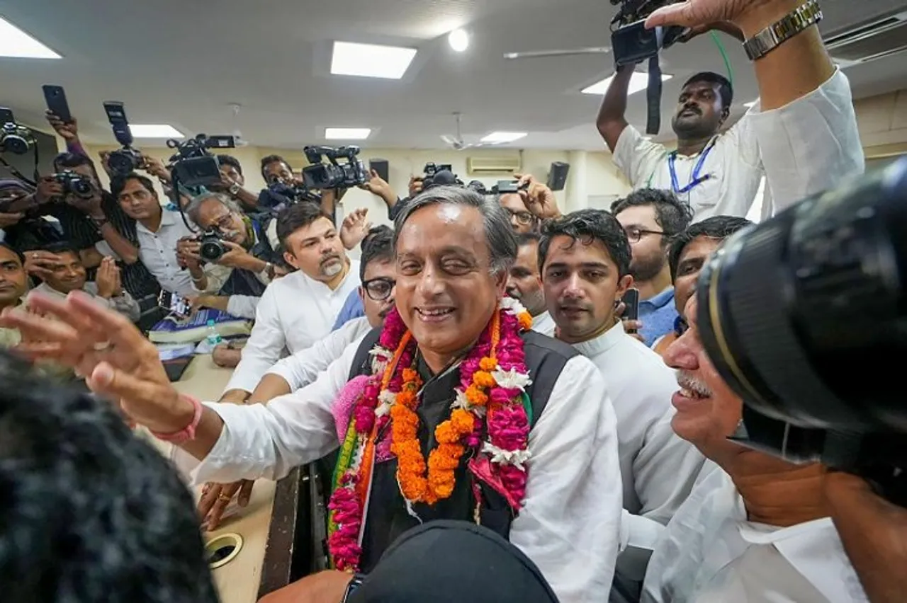 Shashi Tharoor files his nomination