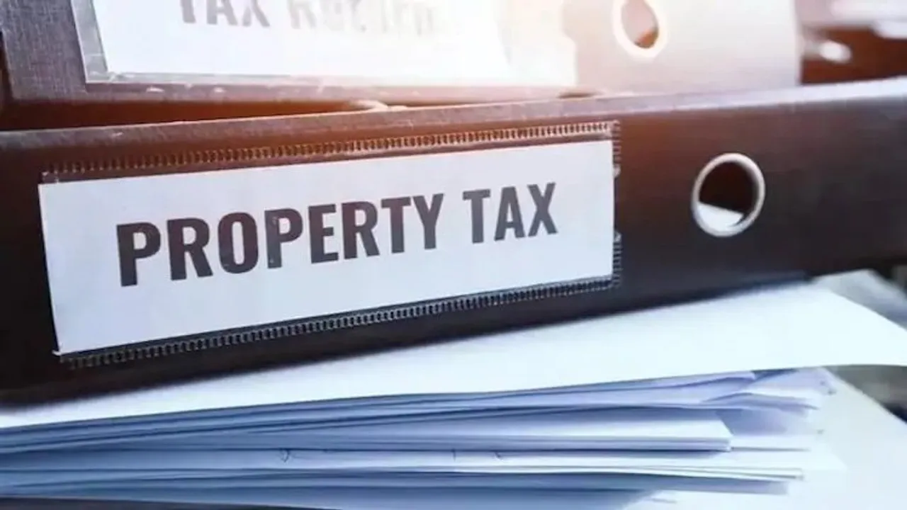 MCD attaches 8 commercial properties in City SP Zone over property tax dues