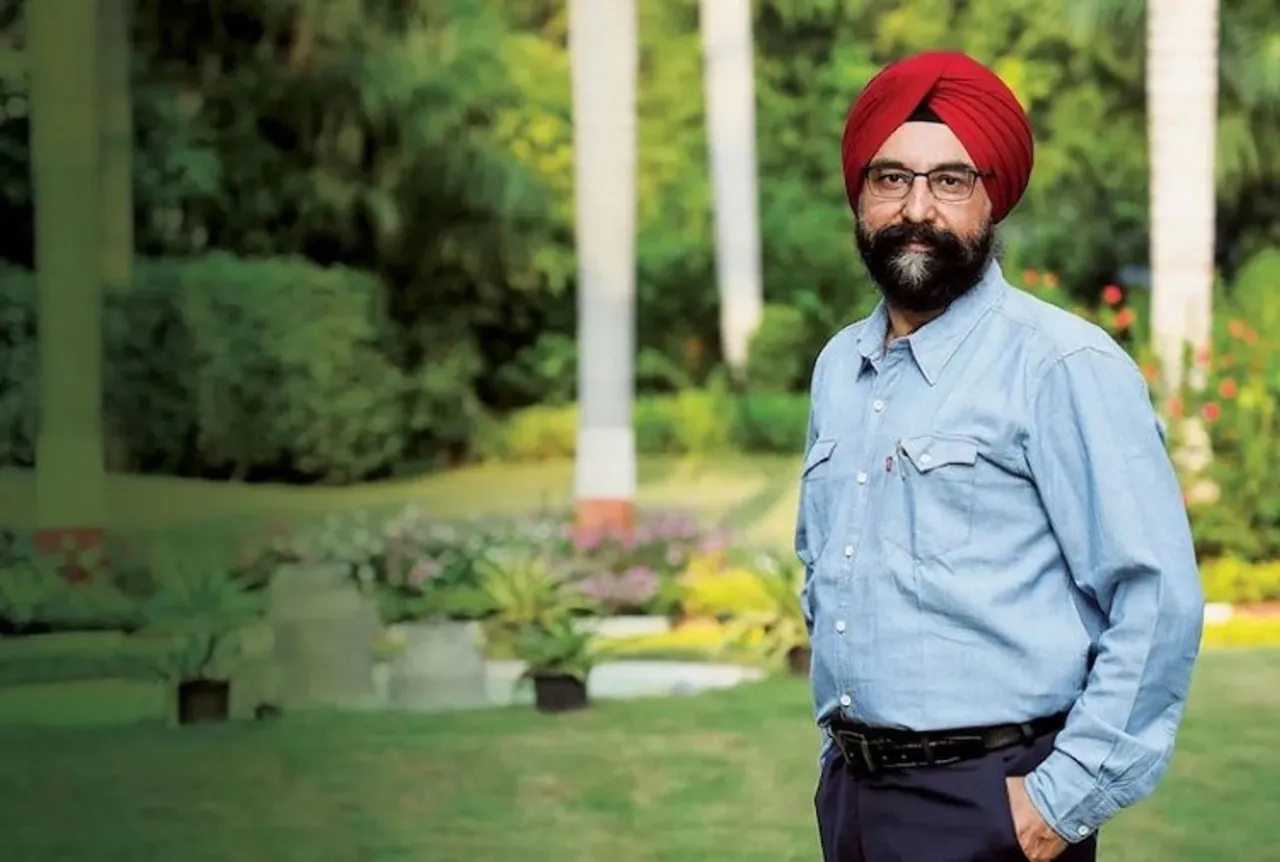 Amul MD RS Sodhi injured in road accident in Gujarat, stable
