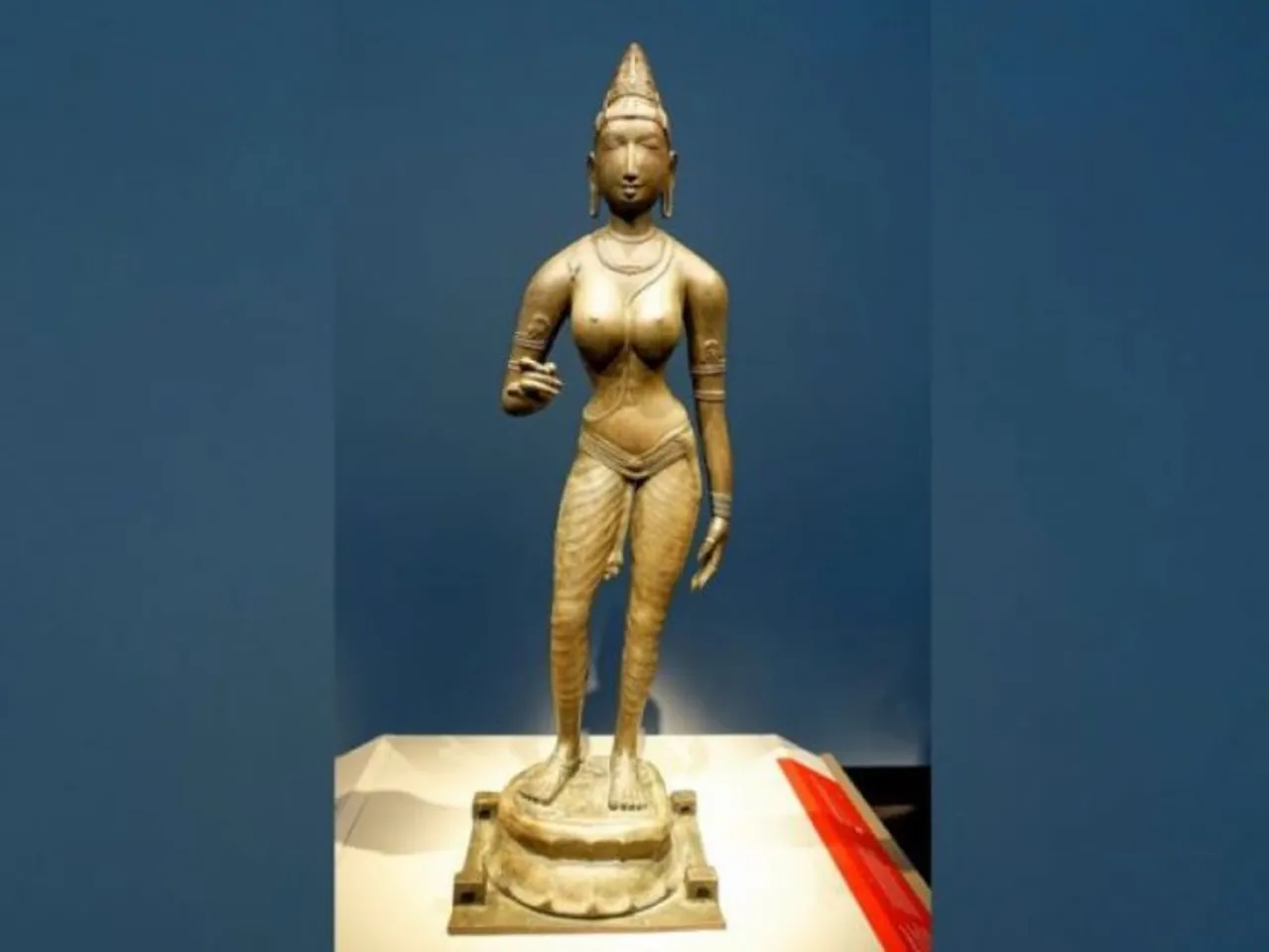 Bronze Idol of Chola Queen