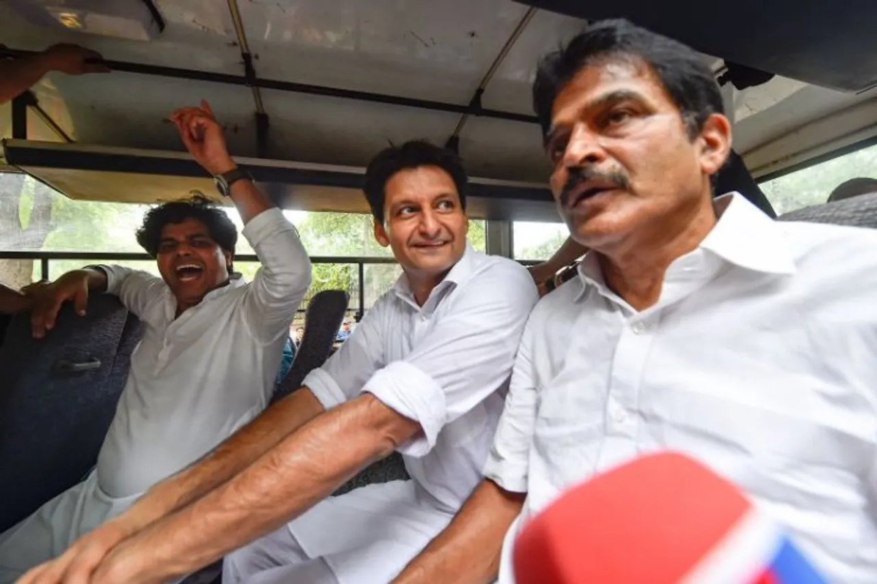 Congress leaders KC Venugopal, Deepender Hooda and Imran Pratapgarhi detained during a protest ahead of Rahul Gandhi's second appearance before ED
