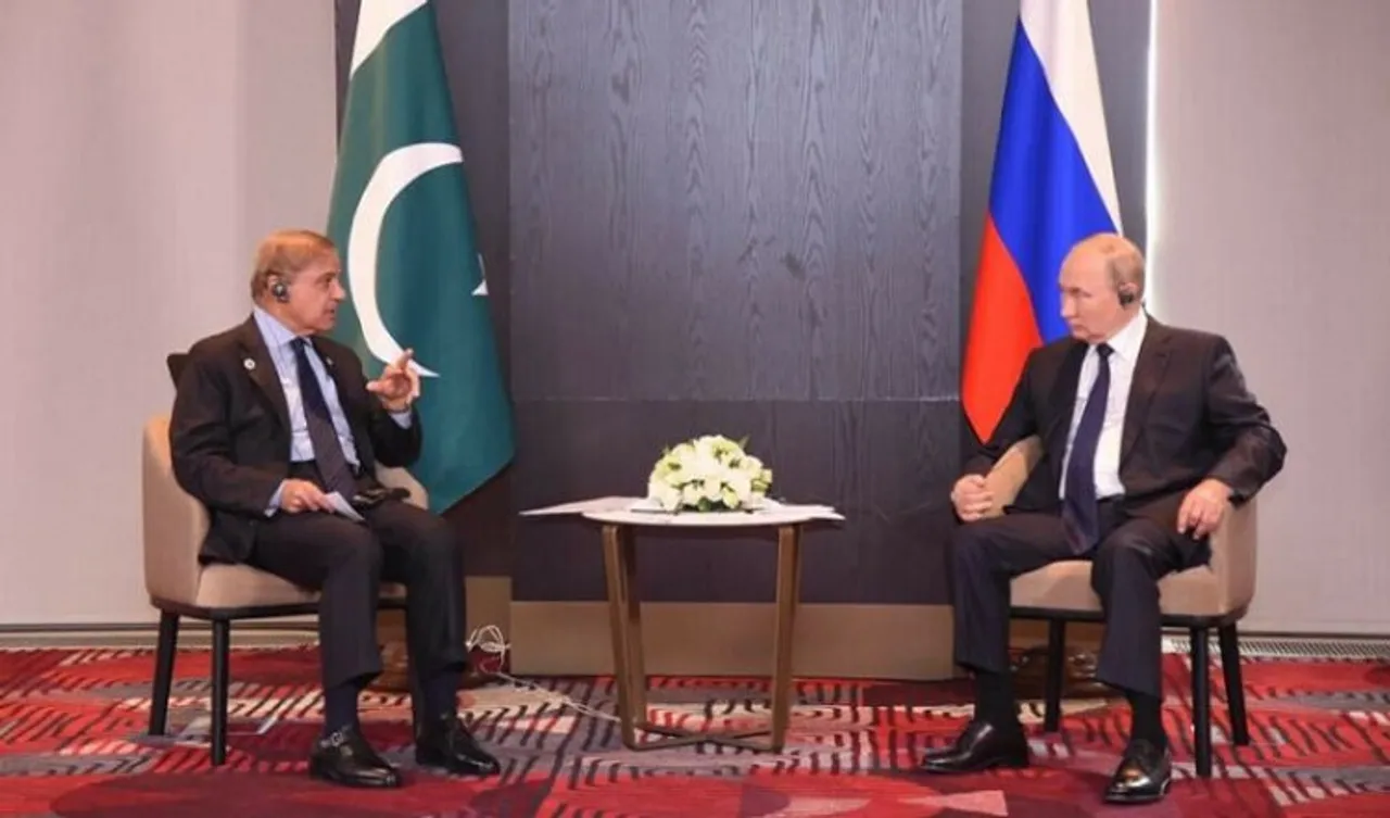 Pakistan PM Shehbaz Sharif meet Russian President Vladimir Putin