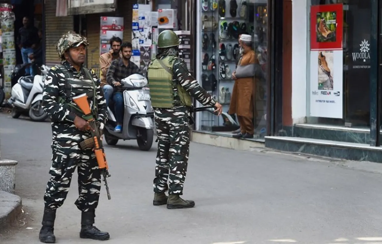 Jammu & Kashmir: Civilian injured in grenade attack in Srinagar