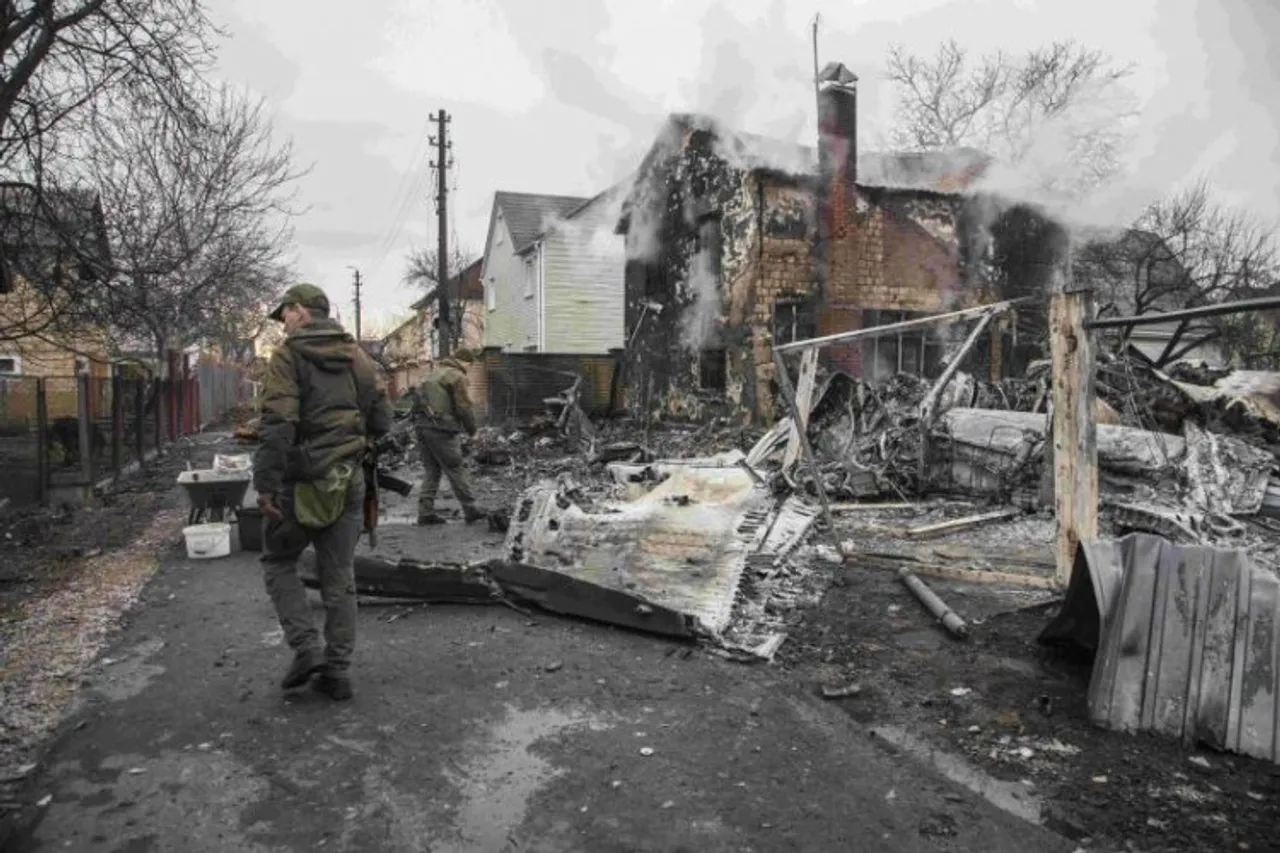 Ukrainian town lies in ruins