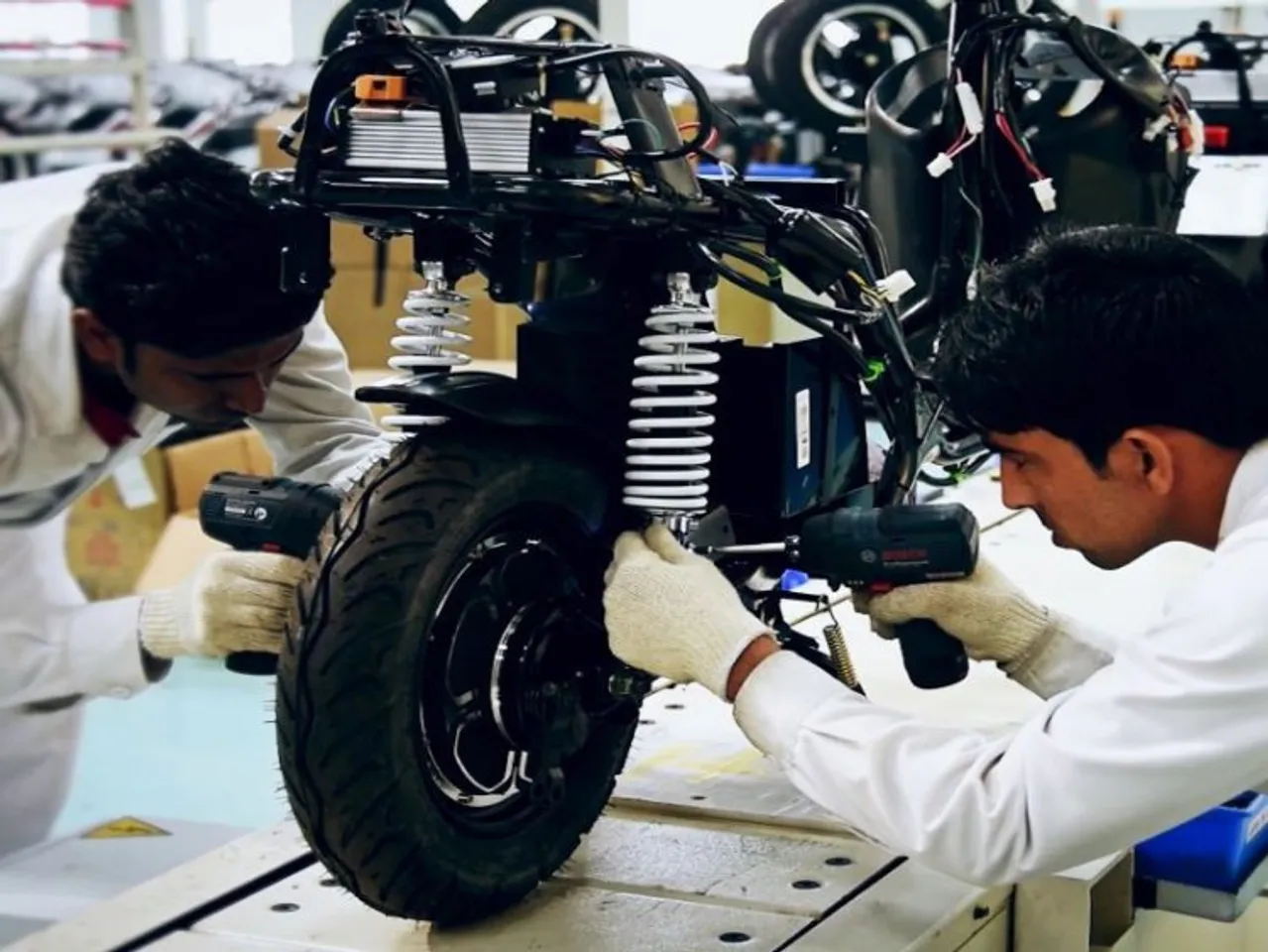 Delhi govt to launch training programme for EV mechanics