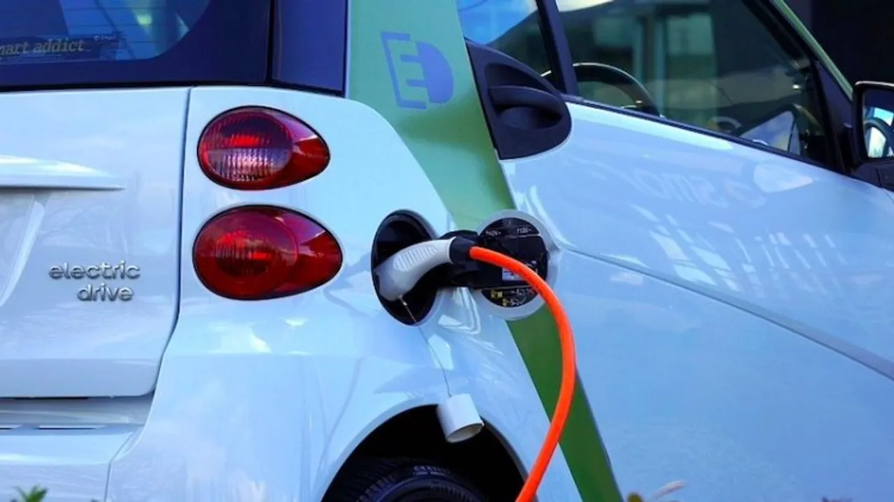 Dabur to induct 100 Electric Vehicles for last-mile product distribution